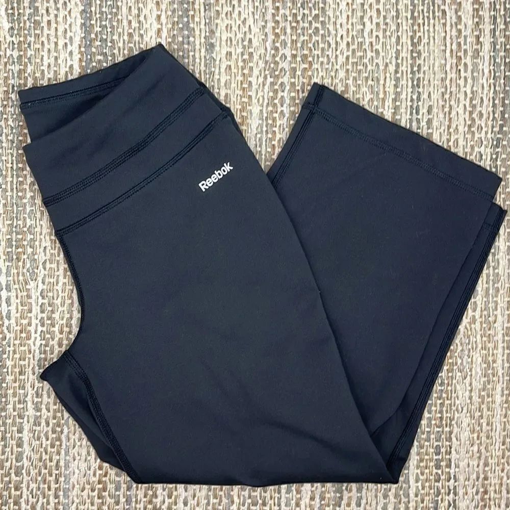 Reebok Black Capris Size XS